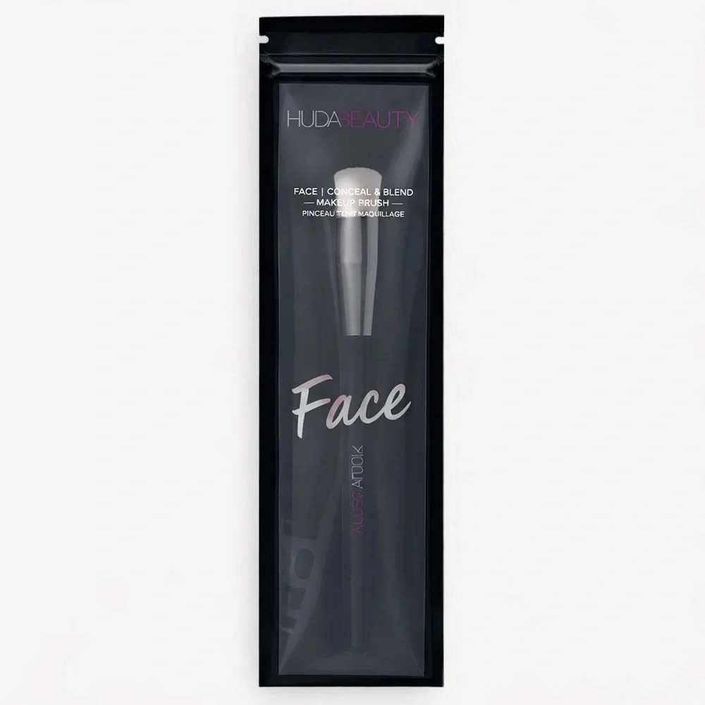 ✨ Huda Beauty Face | Conceal & Blend Makeup Brush ✨